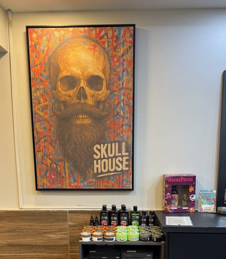 Quadro Skull House e produtos de barba